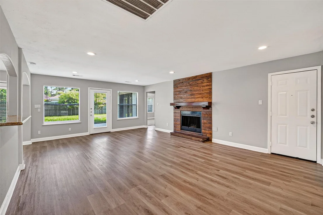 Photo of 20515 Forest Stream Drive