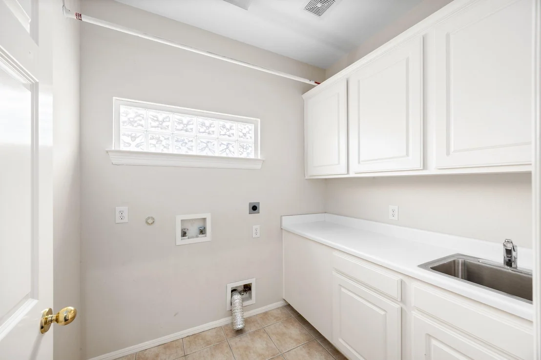 Photo of 2814 Tudor Manor