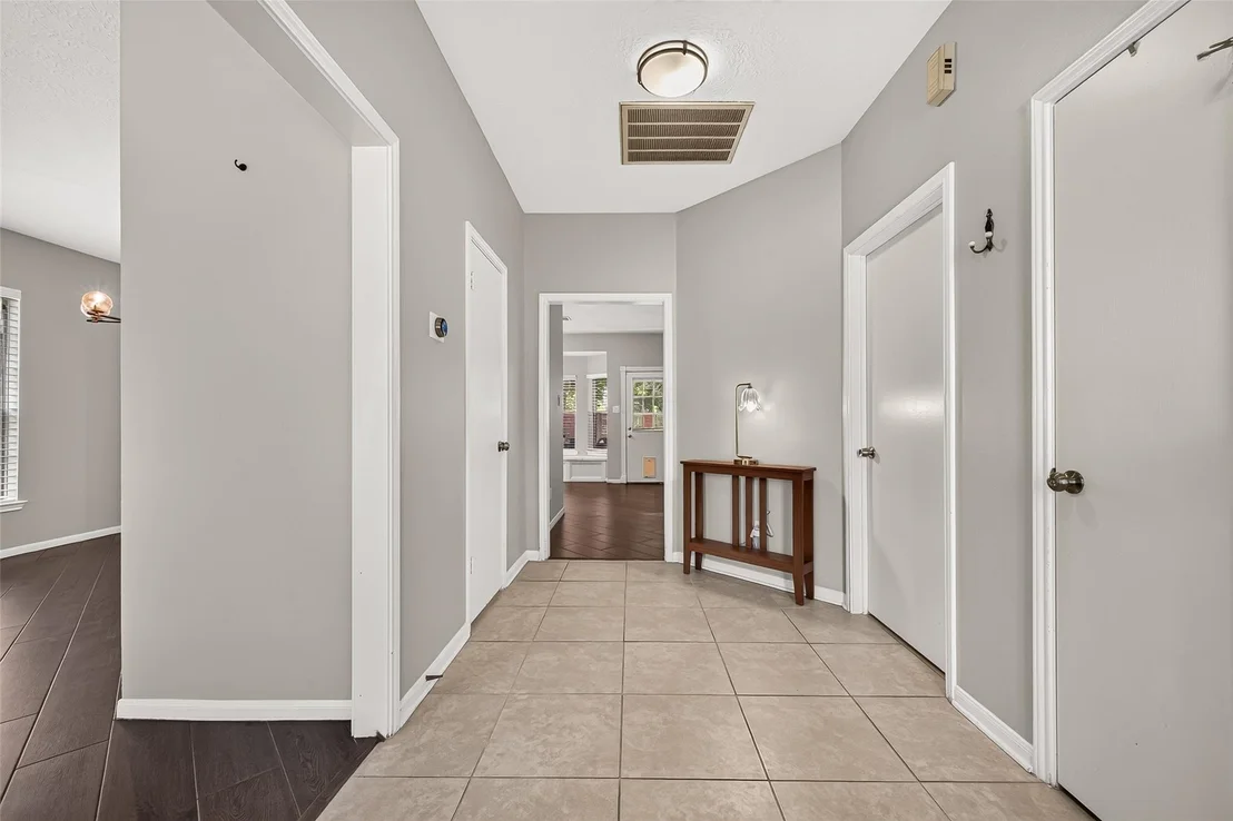 Photo of 10207 Tablerock Drive