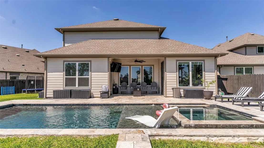 Photo of 10302 Horseshoe Lake Trail