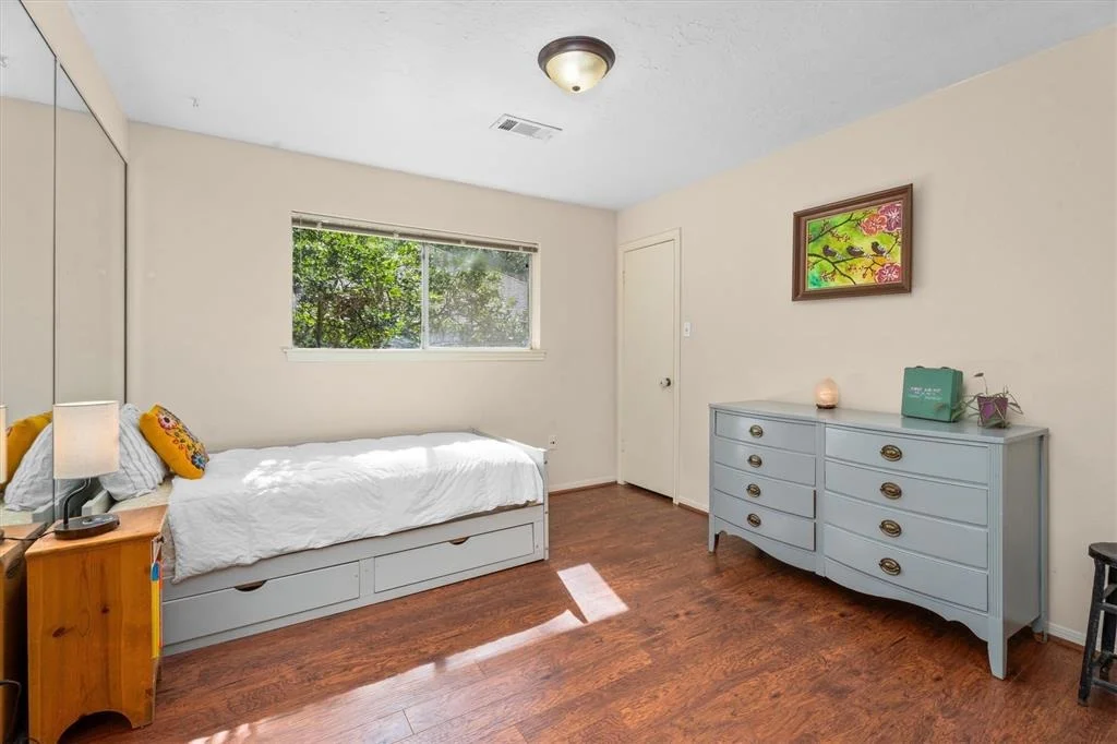 Photo of 4638 Deer Point Drive