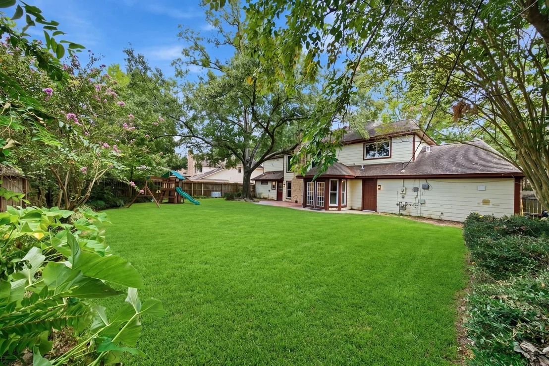 Photo of 12030 Laneview Drive