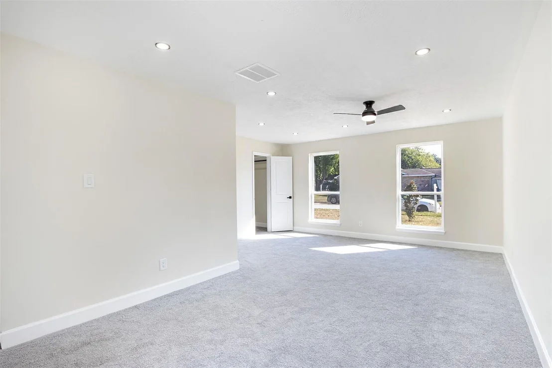 Photo of 11203 Rousseau Drive