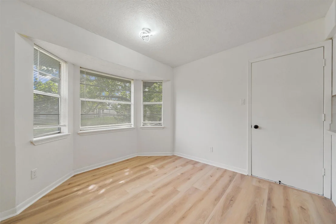 Photo of 601 Midway Drive