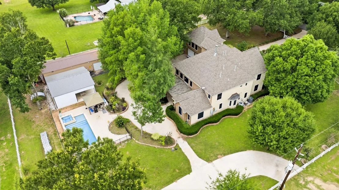 Photo of 200 Creekside Court