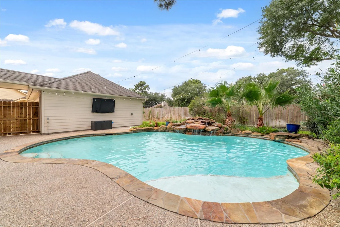 Photo of 12415 Millway Drive