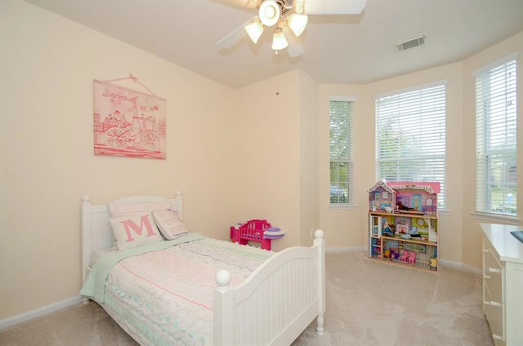 Photo of 7527 Oakleigh Drive