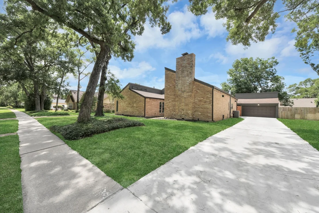 Photo of 16502 Craighurst Drive