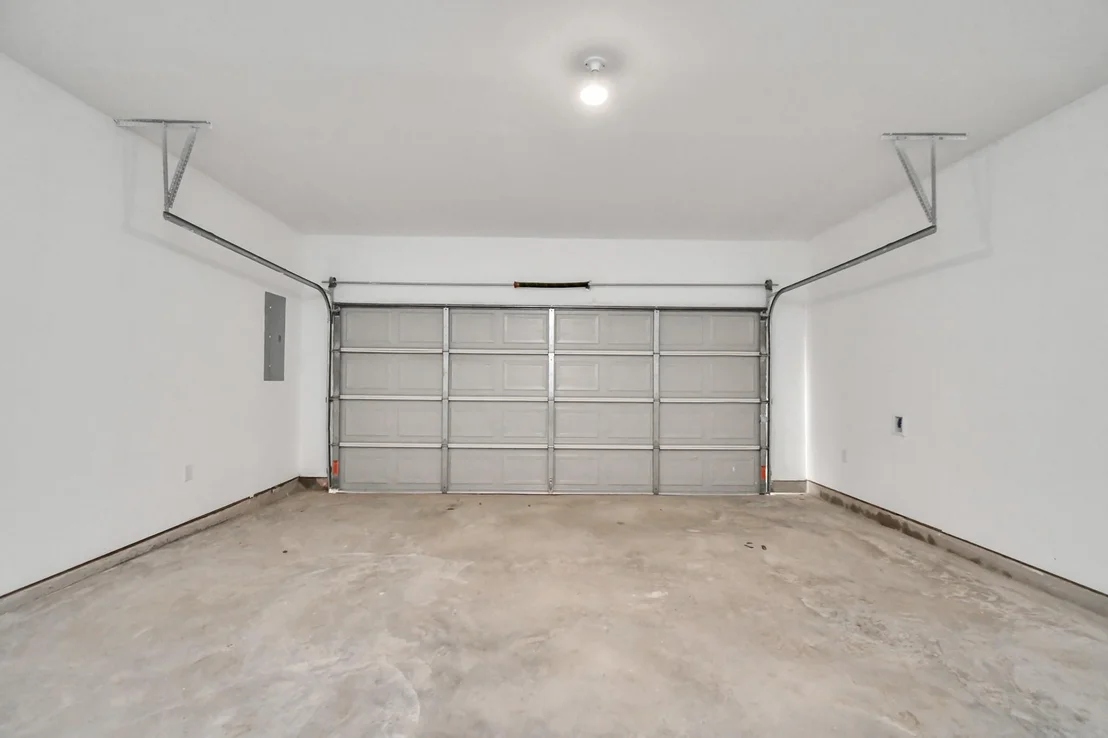 Photo of 805 Road 5203