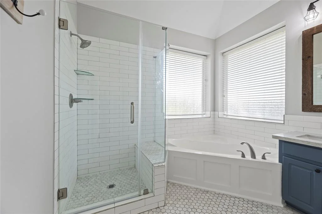 Photo of 6046 Whispering Lakes Drive