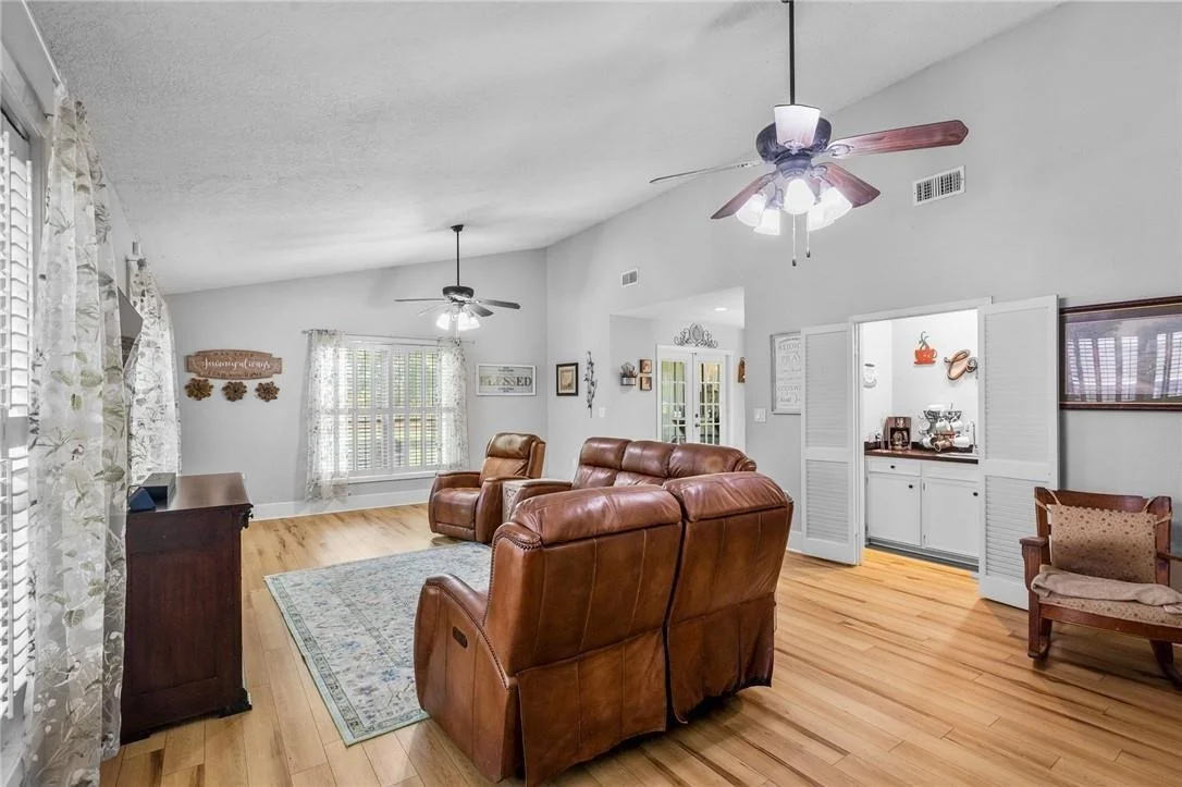 Photo of 602 Chimney Rock Drive