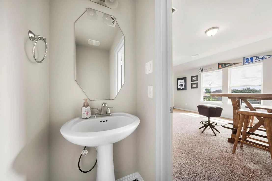 Photo of 10927 Crestwood Point Circle