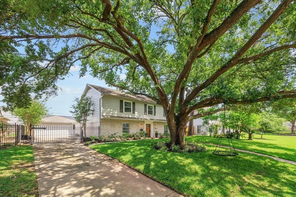 Photo of 14406 Chadbourne Drive