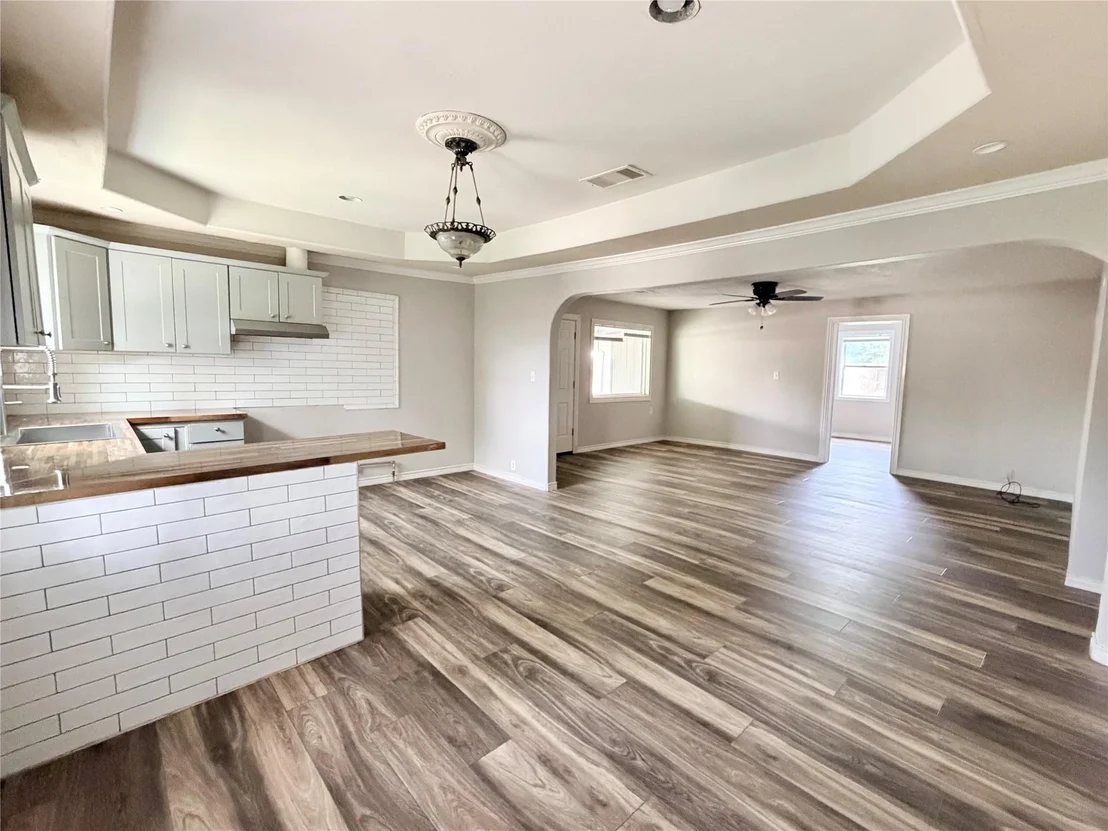Photo of 12906 Gladden Drive