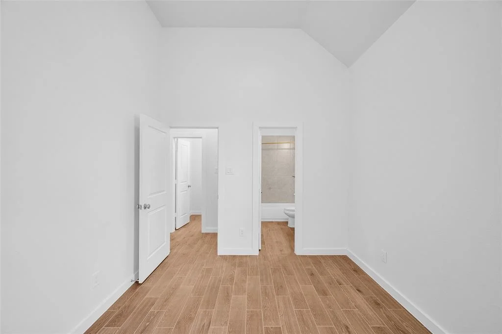 Photo of 30218 Indigo Falls Drive