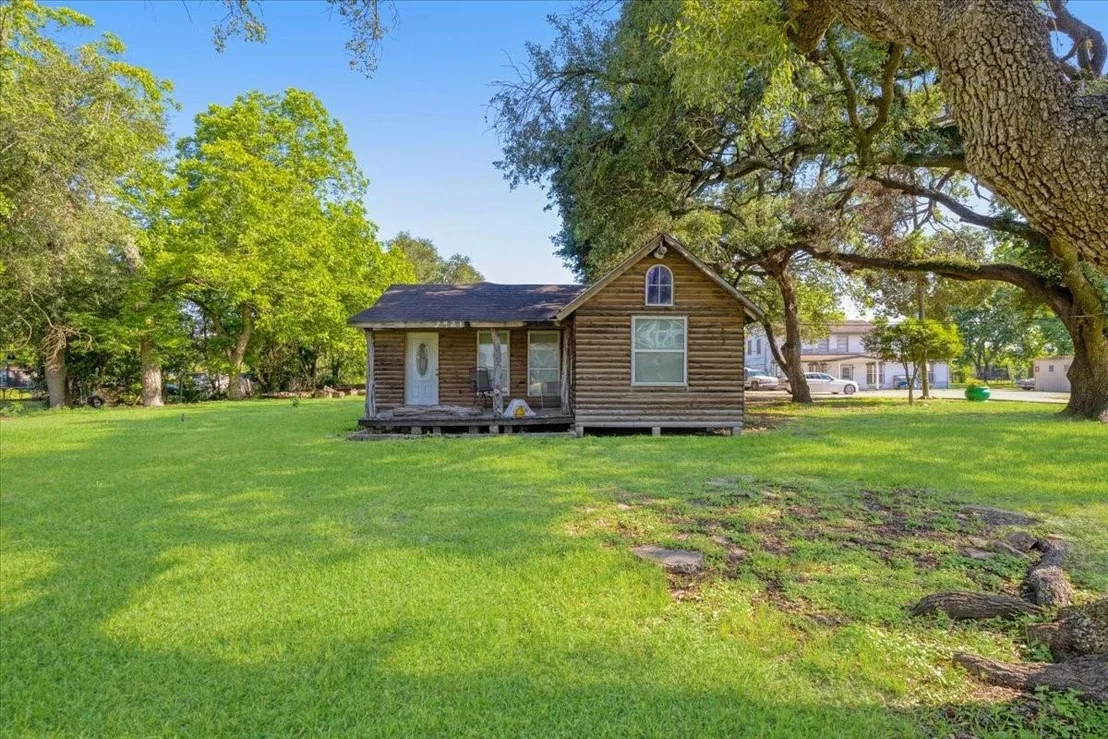 Photo of 3921 Almeda Genoa Road