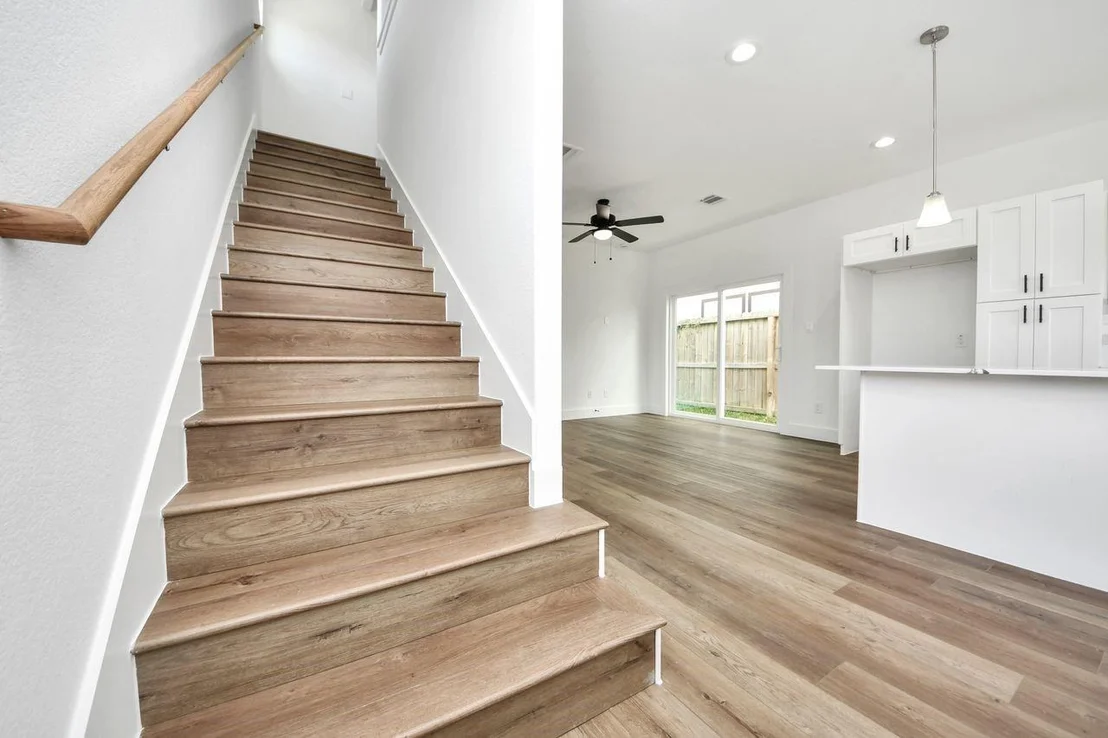 Photo of 6628 Couch Street