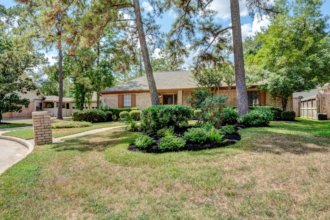 Photo of 17707 Woodlode Lane