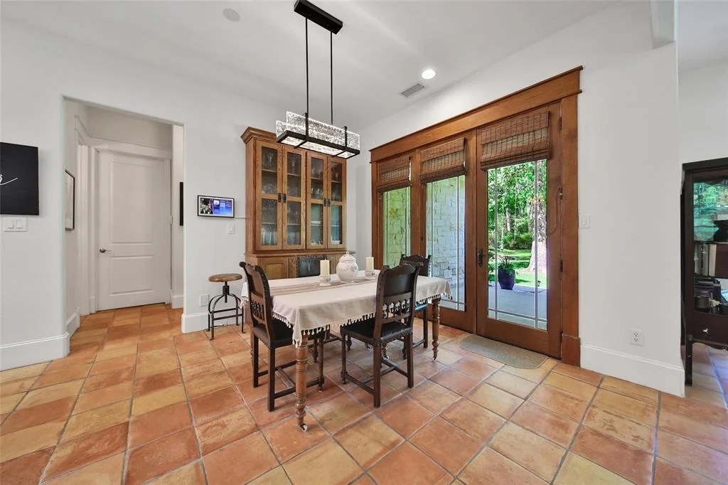 Photo of 28 Lake Forest Drive