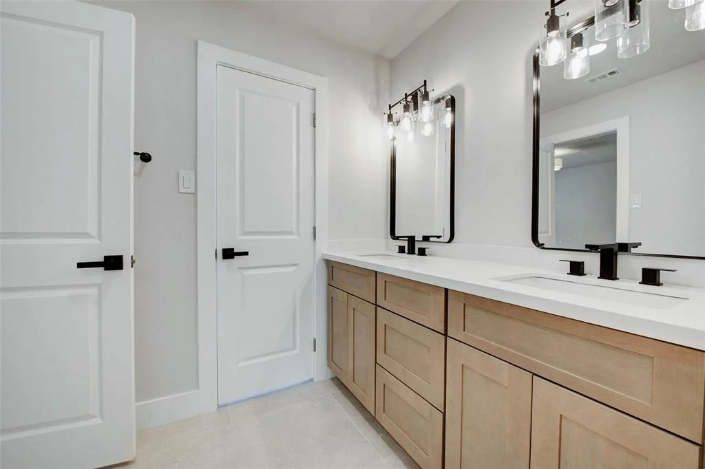 Photo of 1701 Walnut Lane