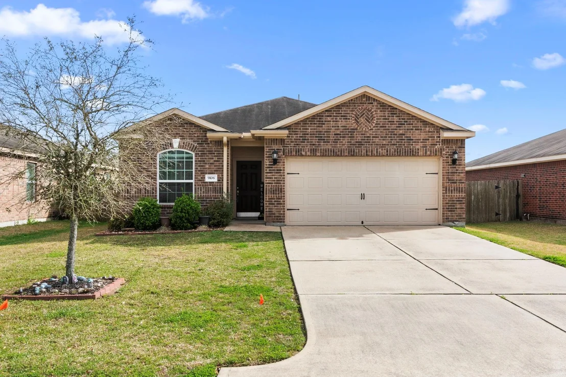 Photo of 9106 Stagewood Drive