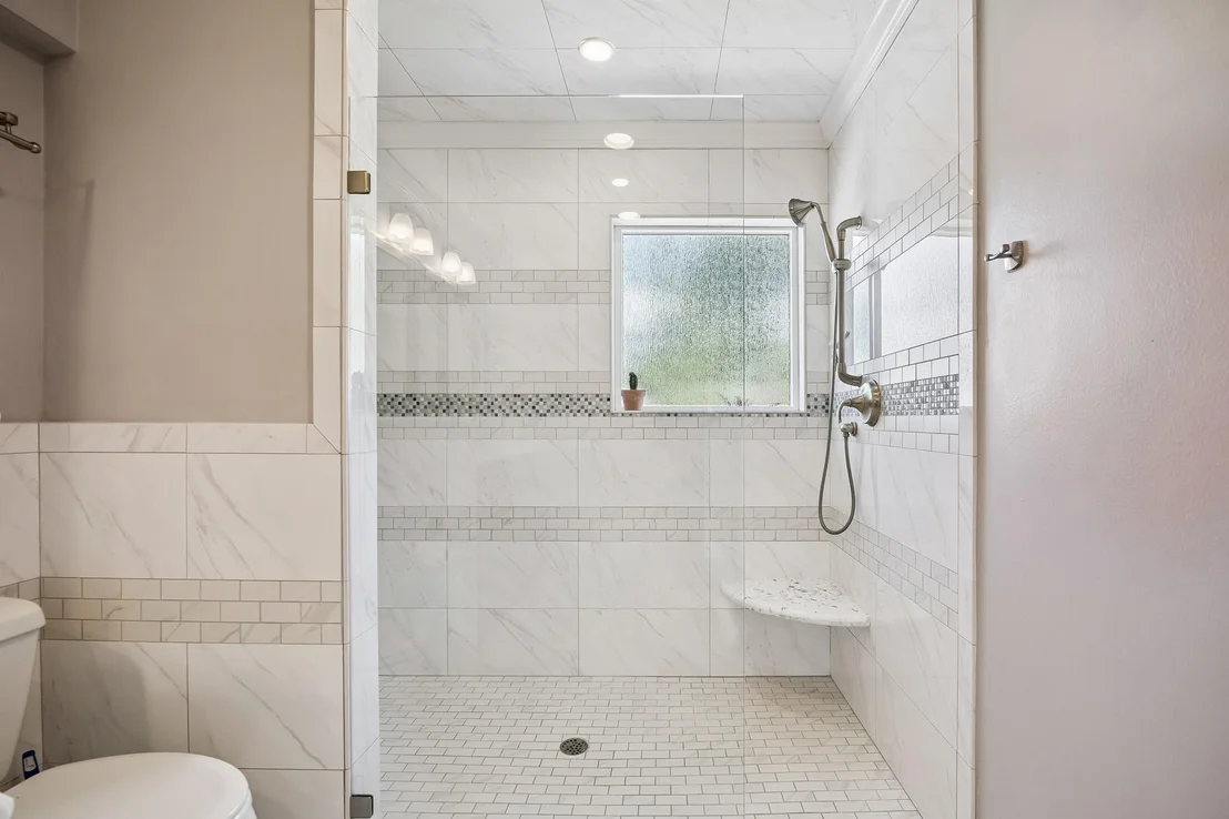 Photo of 7726 Meadowvale Drive