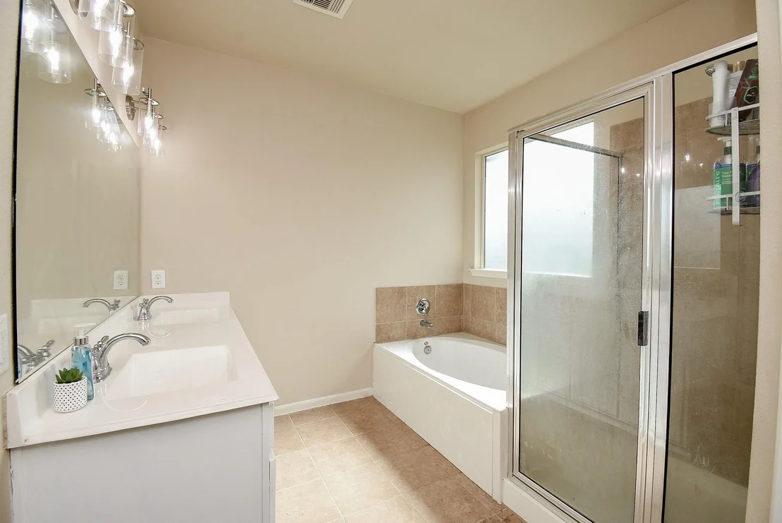 Photo of 8610 Sweet Pasture Drive