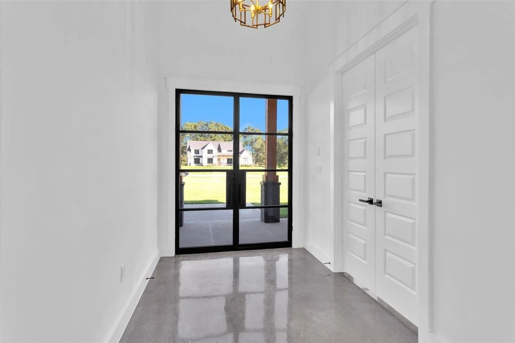 Photo of 80 Quiet Springs Trail