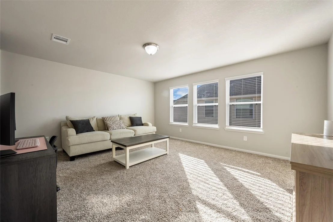Photo of 119 Comal Drive