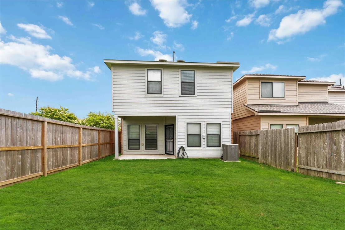 Photo of 6735 Sharpstone Creek Lane