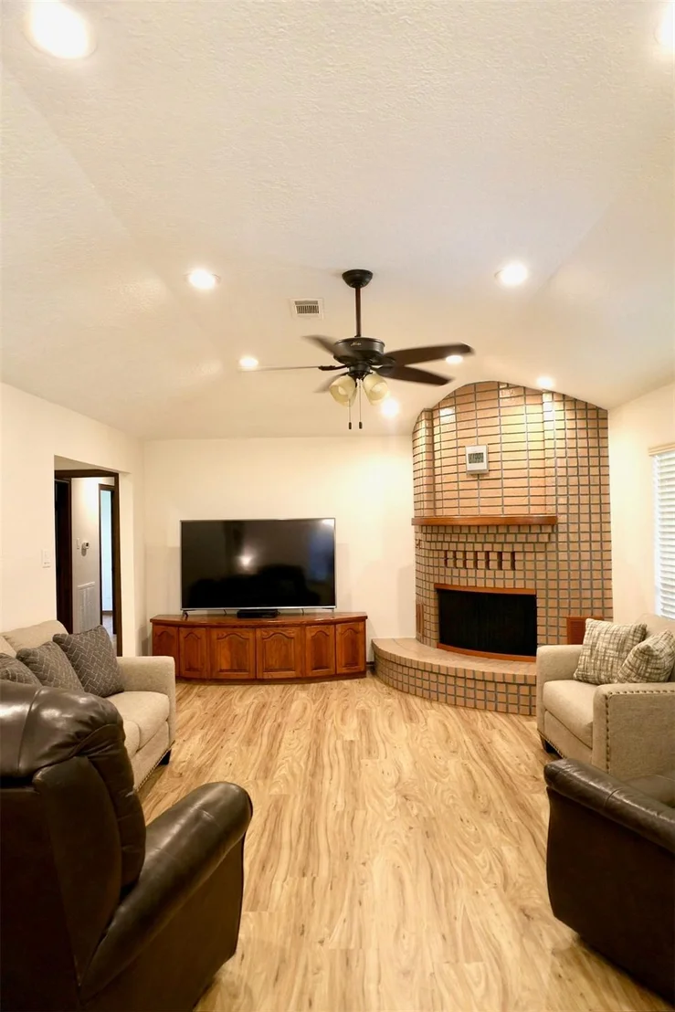 Photo of 413 Christensen Road