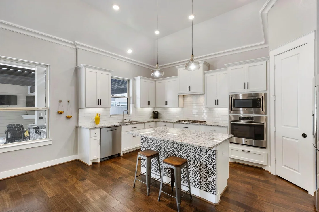 Photo of 270 Rockwell Park Boulevard