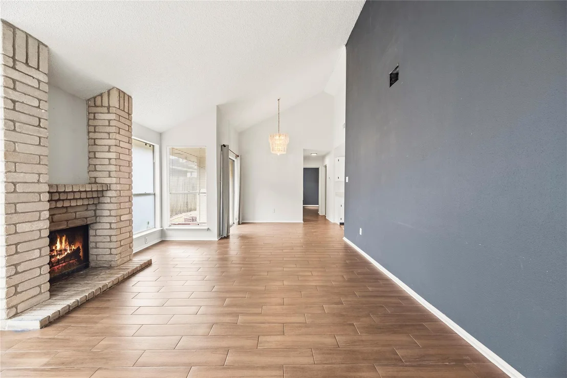 Photo of 8622 Ashlawn Drive