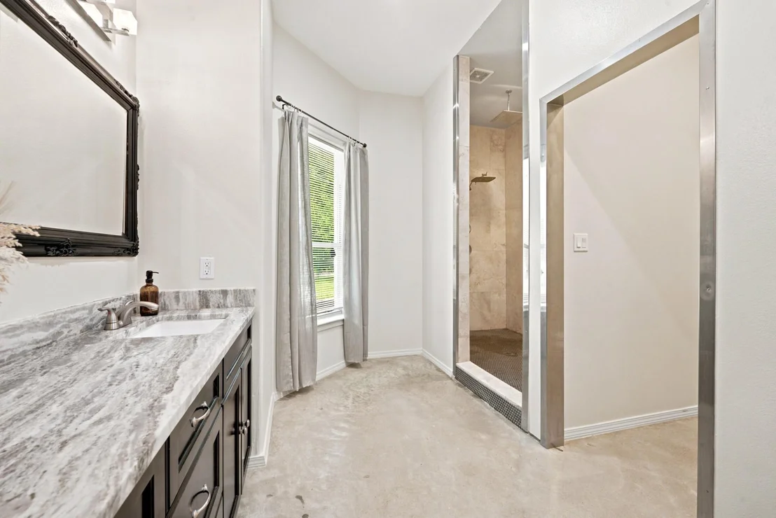 Photo of 39595 Bosque Road
