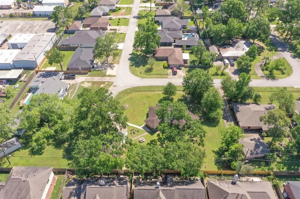 Photo of 5115 Covington Drive