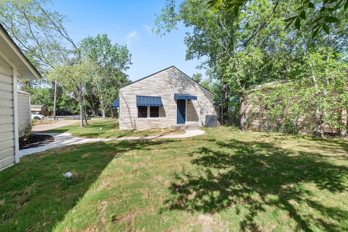 Photo of 2707 Flanigan Street