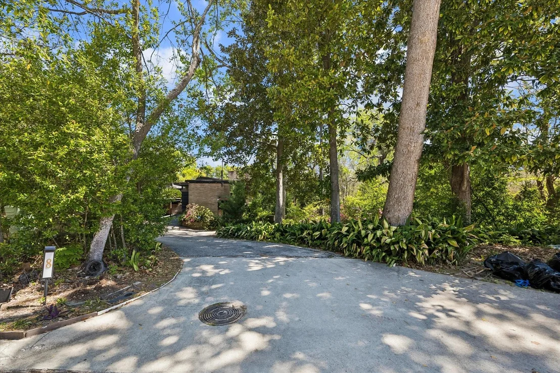 Photo of 8 Tiel Way