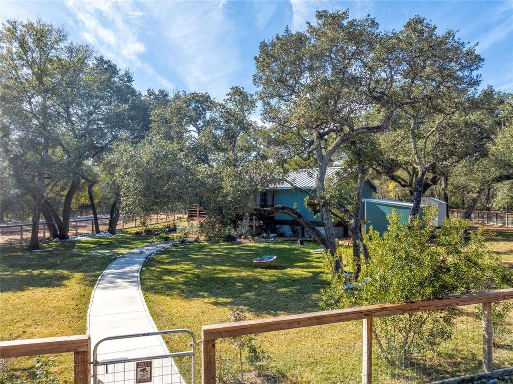 Photo of 700 Crooked Creek