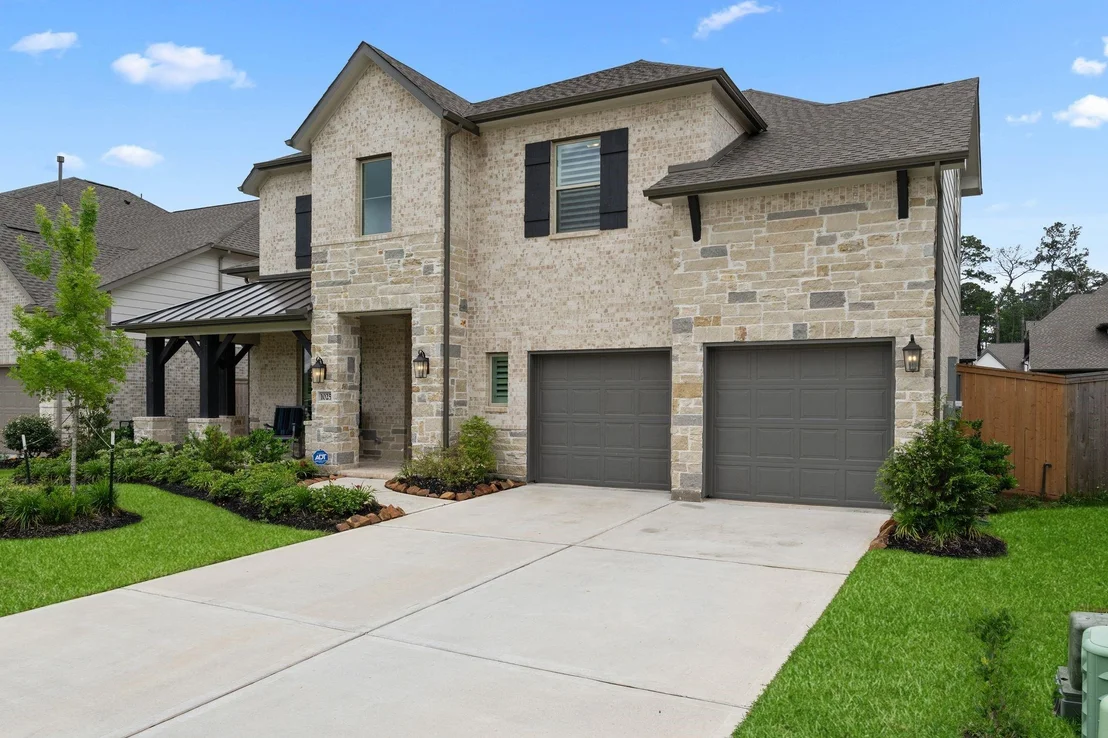 Photo of 1025 Mission River Drive
