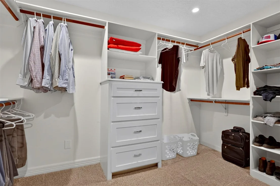 Photo of 926 Ivy Wall Drive