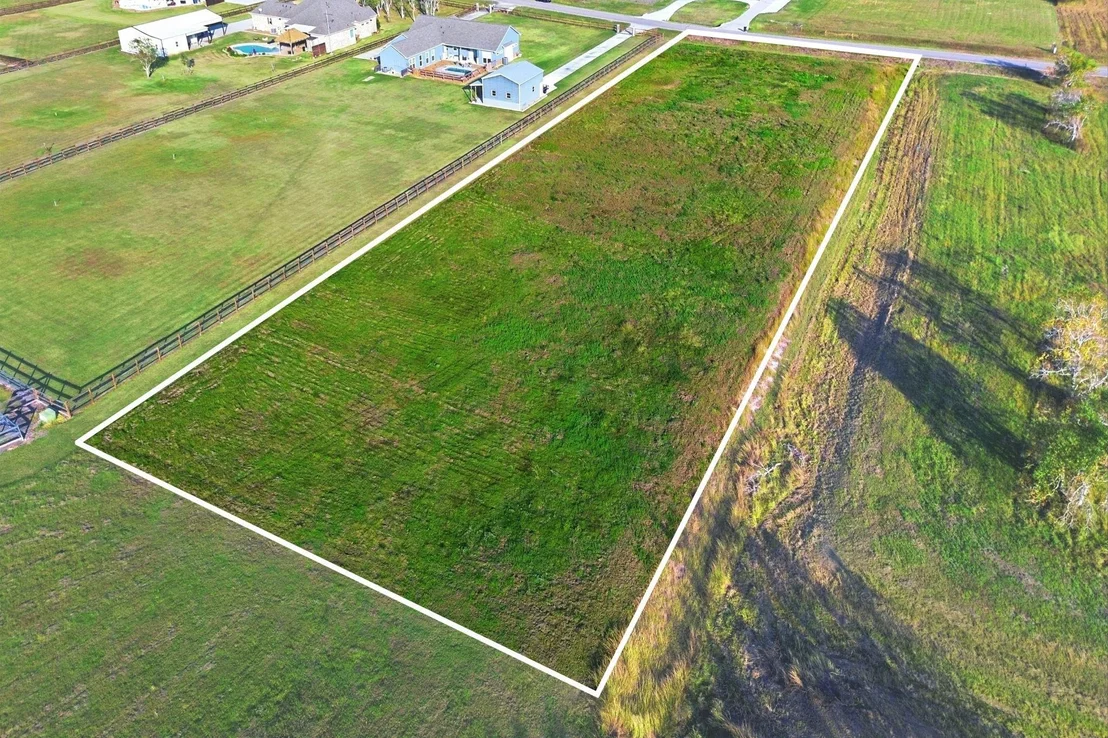 Photo of 22810 Chenango Lake Drive