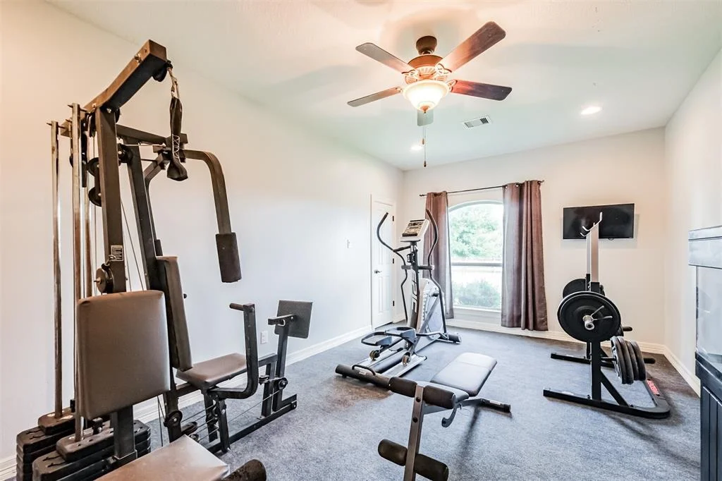 Photo of 5947 Mockingbird Lane