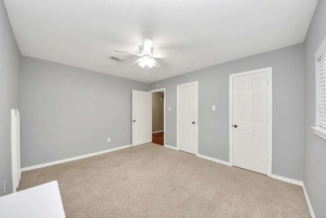 Photo of 12463 Oak Park Drive