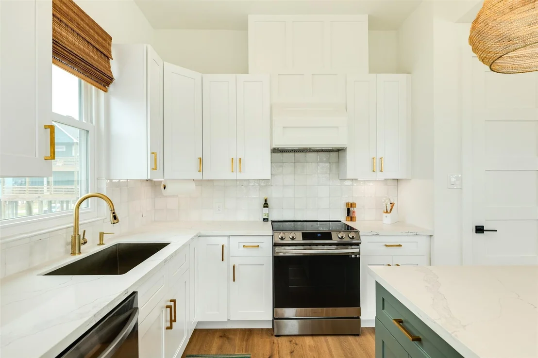 Photo of 13010 Buccaneer Parkway