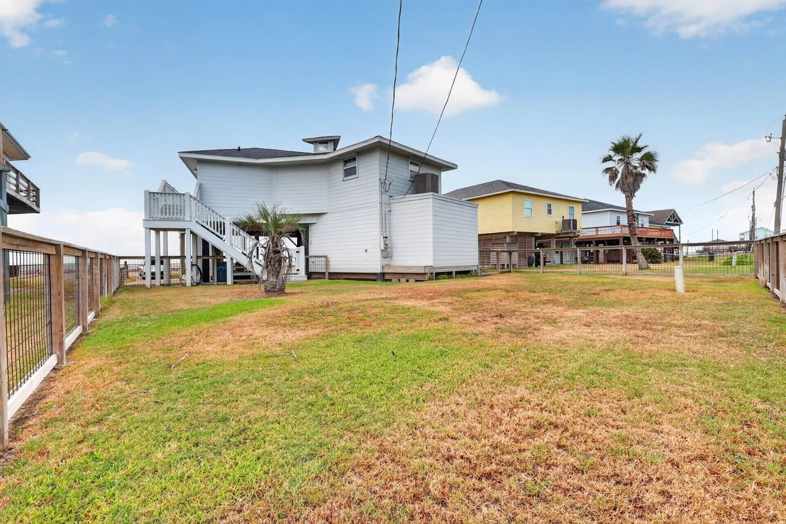Photo of 914 Beach Drive