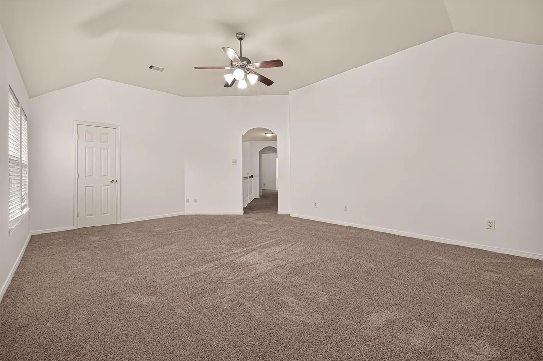 Photo of 331 Silver Creek Circle