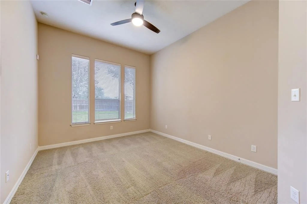 Photo of 4610 Seguin Valley Drive