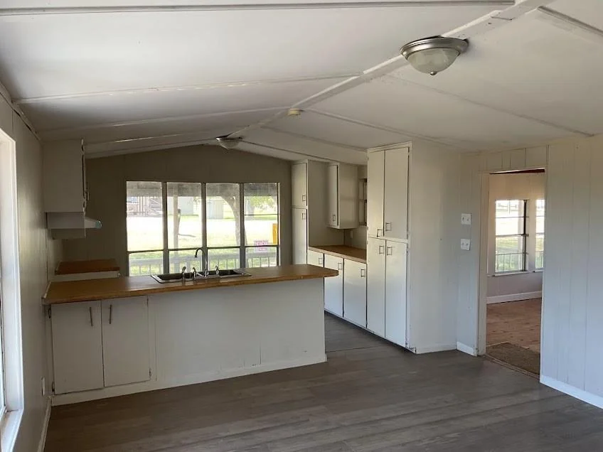 Photo of 5589 County Road 469