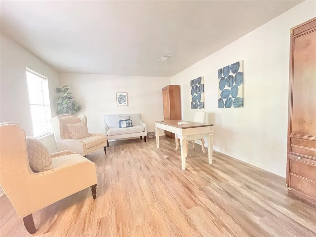 Photo of 7603 Theisswood Road