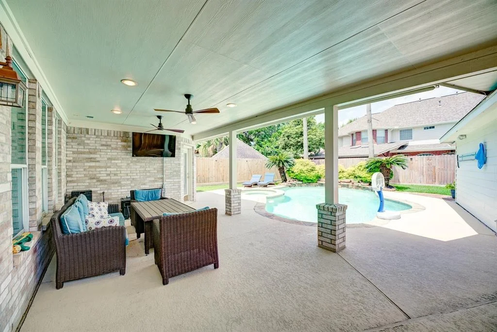 Photo of 10811 Silverado Trace Drive